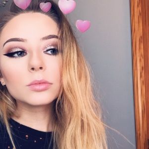 Meet your Posher, Brenna